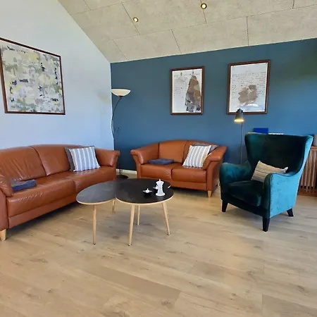 Modernes-ferienhaus-mit-meerblick-in-strandnaehe Tatil Evi Mommark