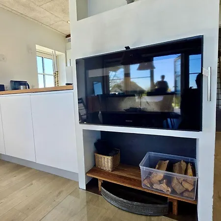 Modernes-ferienhaus-mit-meerblick-in-strandnaehe Tatil Evi Mommark