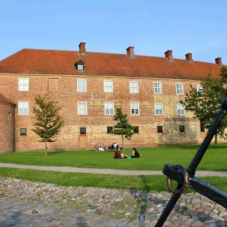 Tatil Evi Modernes-ferienhaus-mit-meerblick-in-strandnaehe Mommark